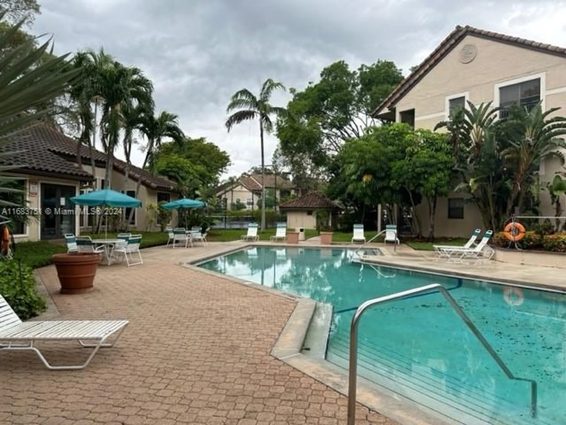 4421 W Mcnab Road Pompano Beach FL 33069