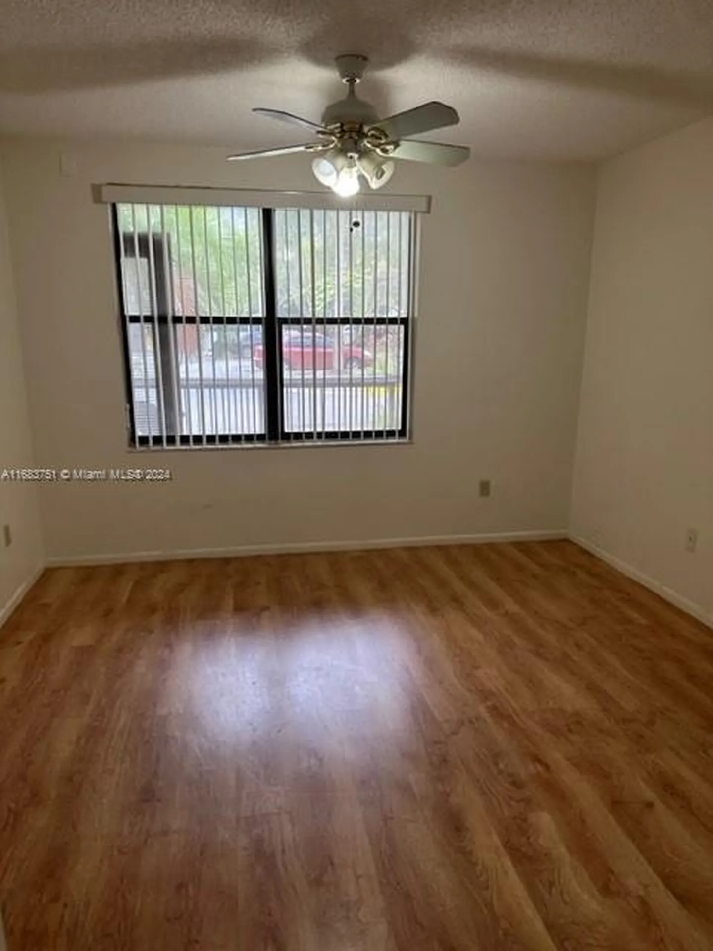 4421 W Mcnab Road Pompano Beach FL 33069