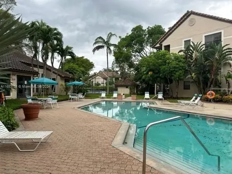 4421 W Mcnab Road Pompano Beach FL 33069