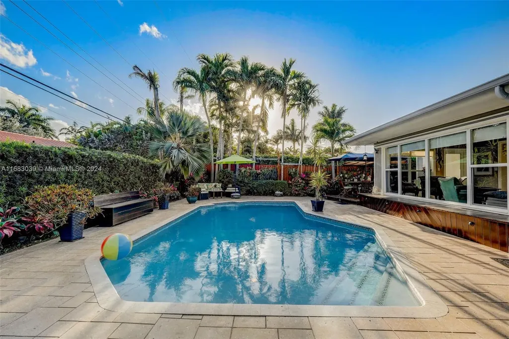 1260 NE 93rd Street Miami Shores FL 33138