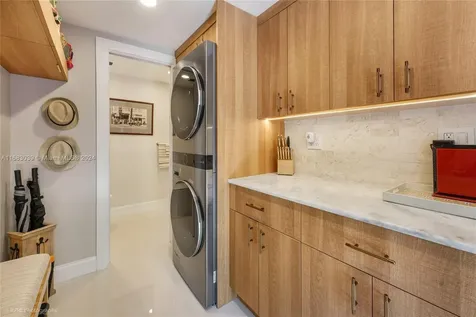 1260 NE 93rd Street Miami Shores FL 33138