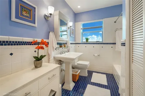 1260 NE 93rd Street Miami Shores FL 33138