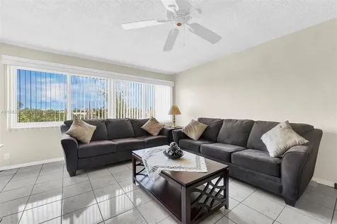 330 SE 2nd Street Hallandale Beach FL 33009