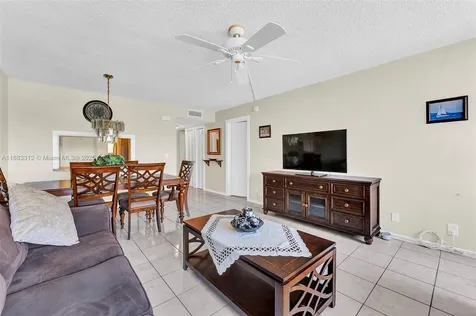 330 SE 2nd Street Hallandale Beach FL 33009