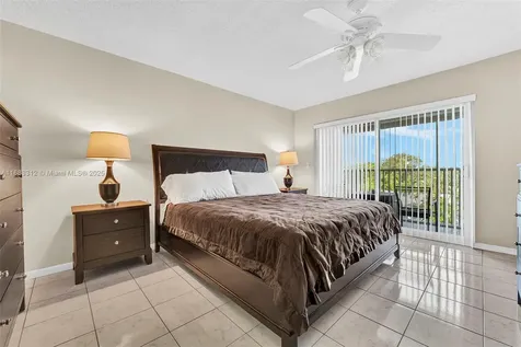 330 SE 2nd Street Hallandale Beach FL 33009