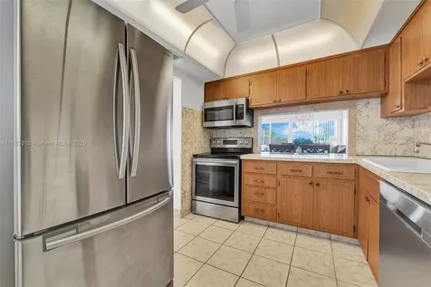 330 SE 2nd Street Hallandale Beach FL 33009