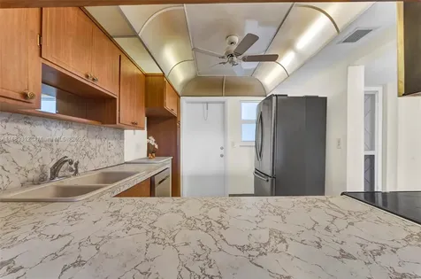 330 SE 2nd Street Hallandale Beach FL 33009