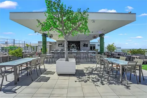 777 N Ocean Drive Hollywood FL 33019