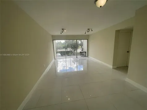 4255 N University Drive Sunrise FL 33351