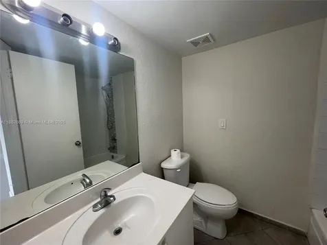 4255 N University Drive Sunrise FL 33351