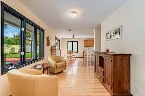 6591 SW 13th Street Plantation FL 33317