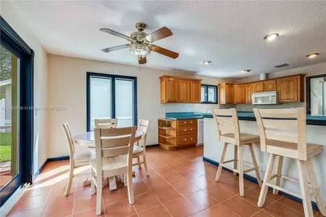 6591 SW 13th Street Plantation FL 33317
