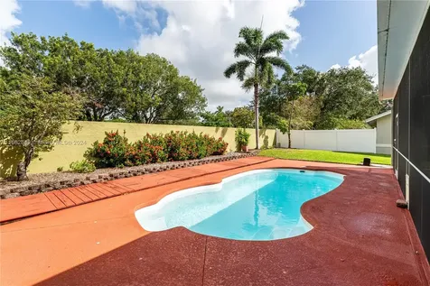 6591 SW 13th Street Plantation FL 33317