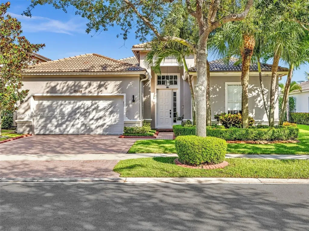 19469 S Whitewater Avenue Weston FL 33332