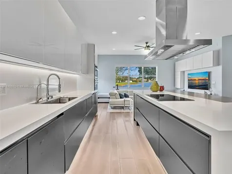 19469 S Whitewater Avenue Weston FL 33332