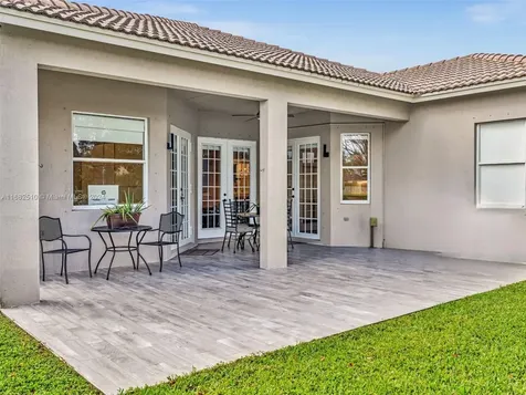 19469 S Whitewater Avenue Weston FL 33332