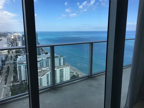 4111 S Ocean Drive Hollywood FL 33019