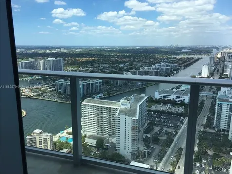 4111 S Ocean Drive Hollywood FL 33019