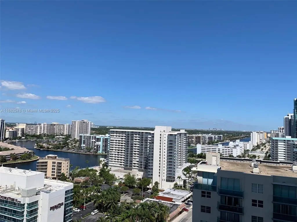 4111 S Ocean Drive Hollywood FL 33019