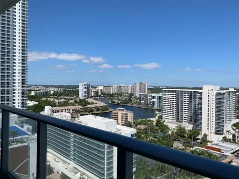 4111 S Ocean Drive Hollywood FL 33019