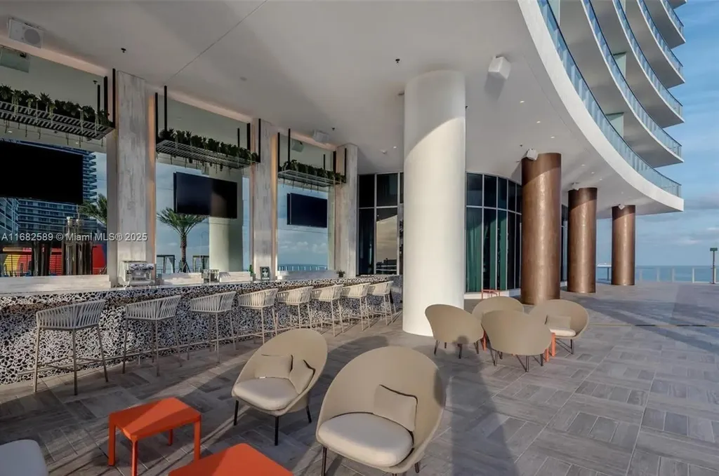 4111 S Ocean Drive Hollywood FL 33019