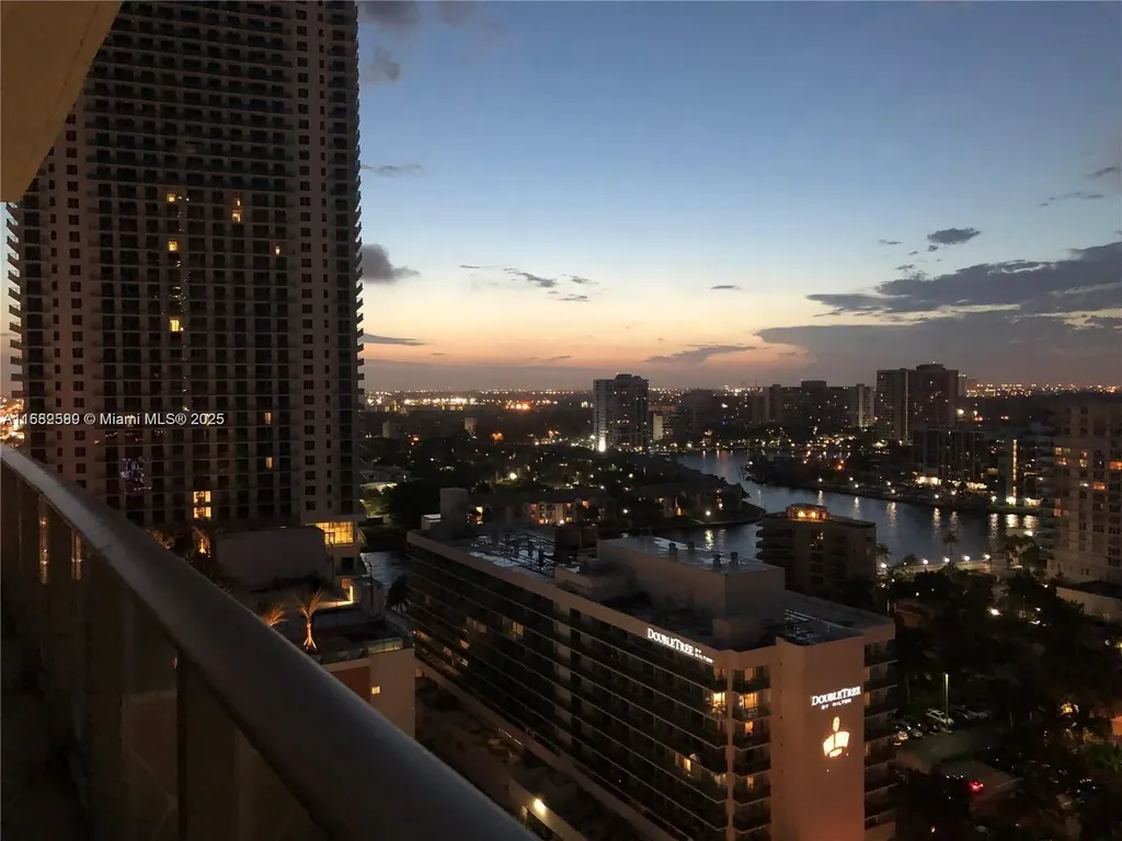 4111 S Ocean Drive Hollywood FL 33019