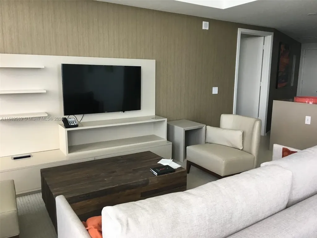 4111 S Ocean Drive Hollywood FL 33019