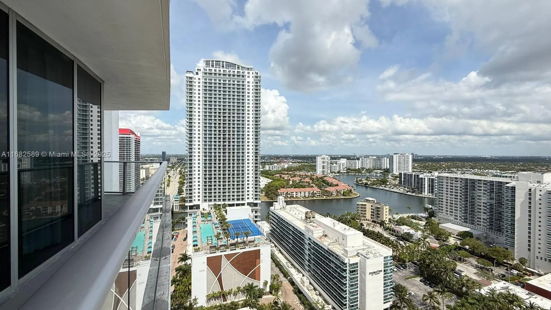 4111 S Ocean Drive Hollywood FL 33019