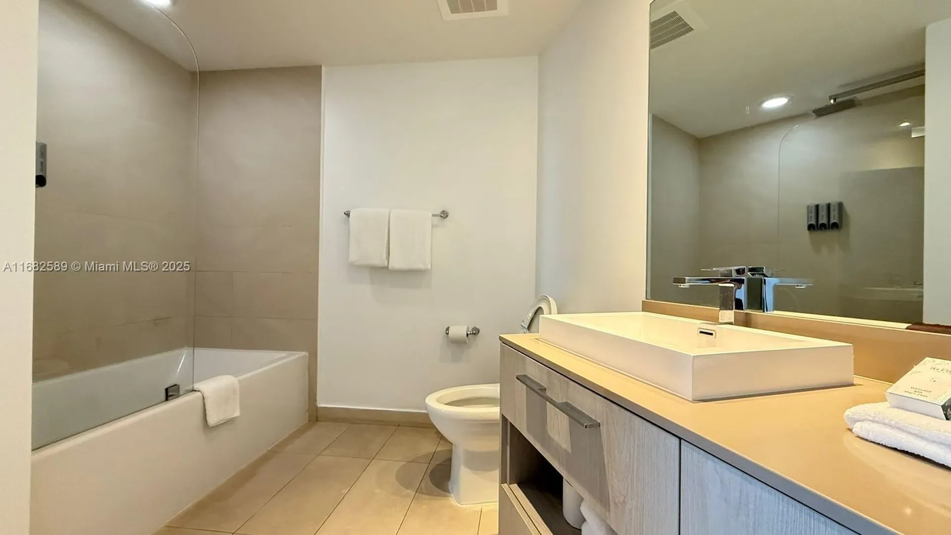 4111 S Ocean Drive Hollywood FL 33019