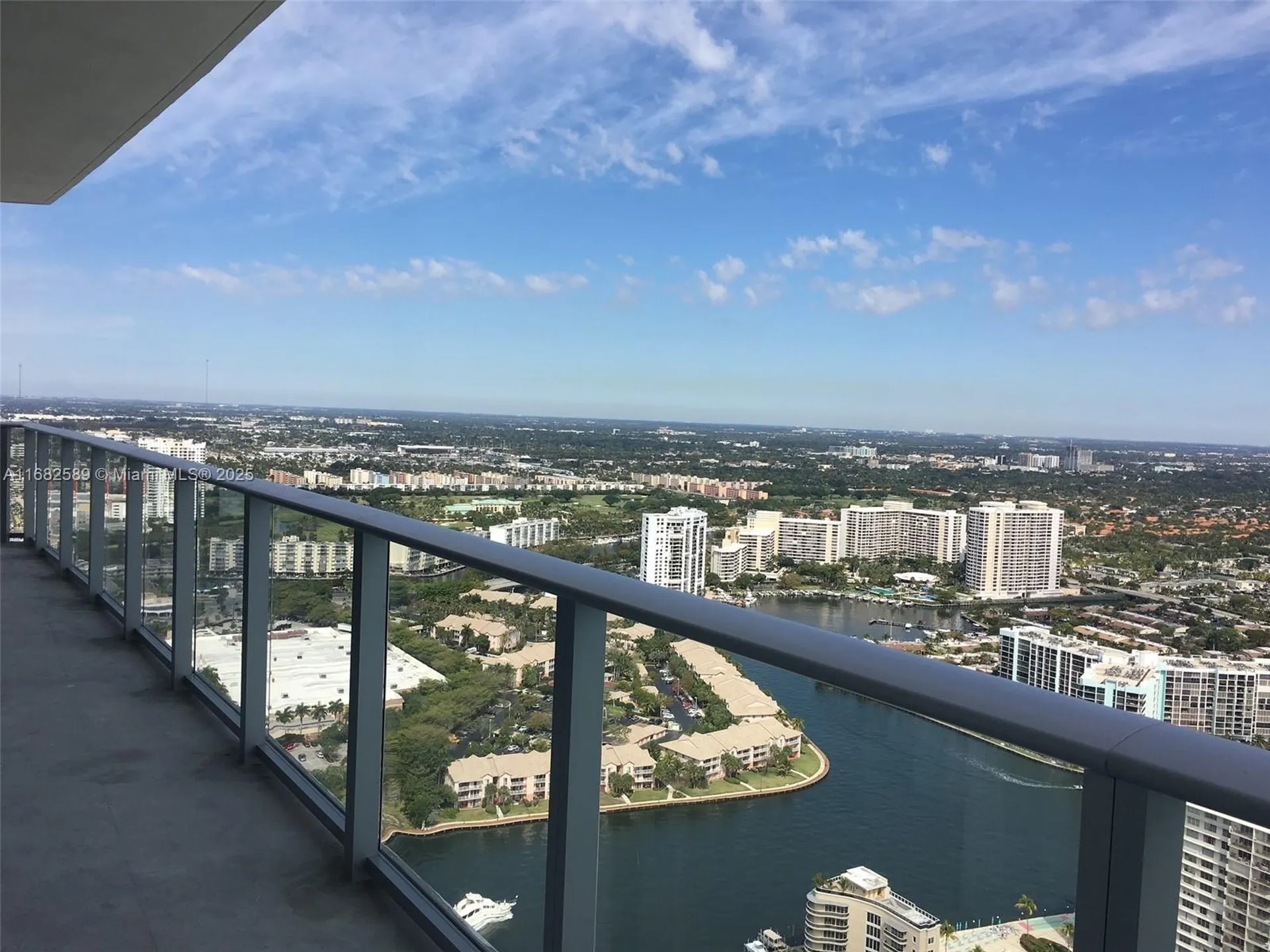 4111 S Ocean Drive Hollywood FL 33019