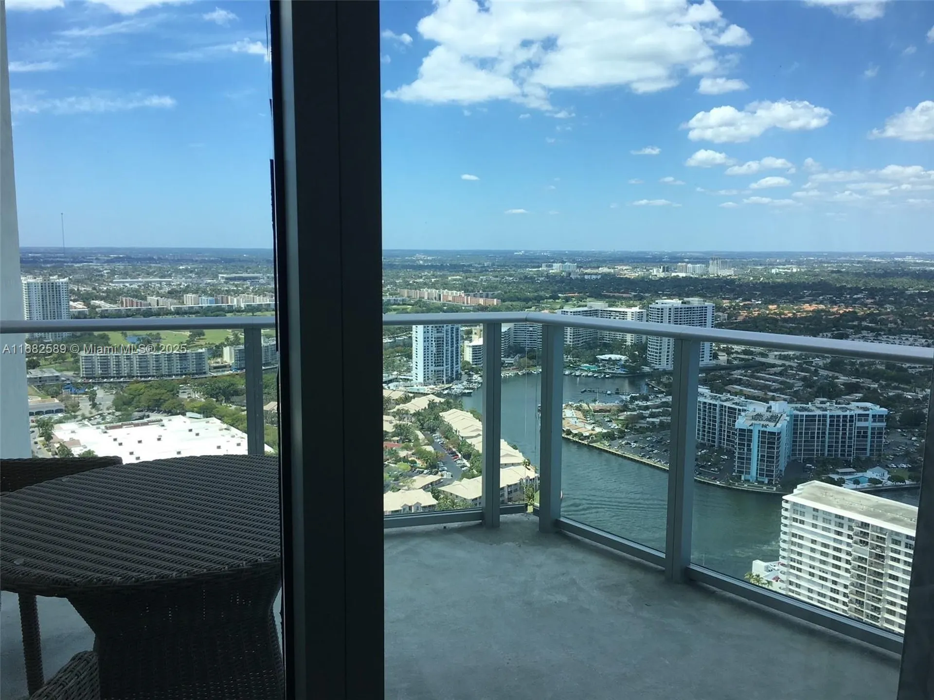 4111 S Ocean Drive Hollywood FL 33019