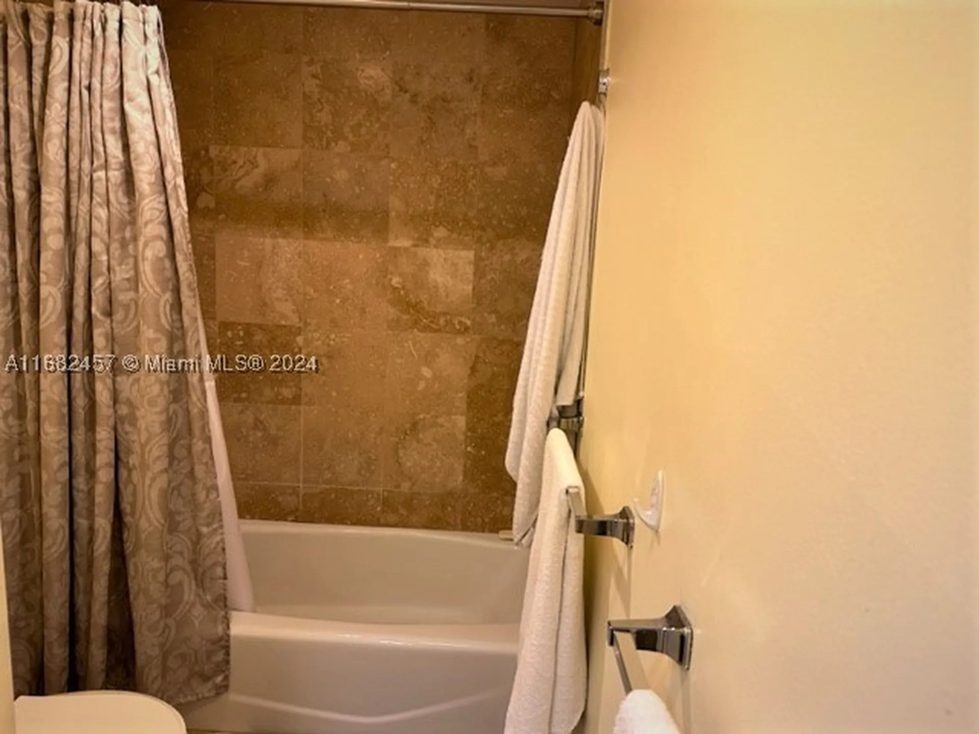 4001 S Ocean Drive Hollywood FL 33019