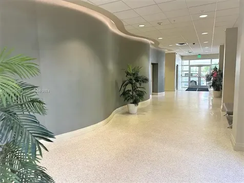 4001 S Ocean Drive Hollywood FL 33019
