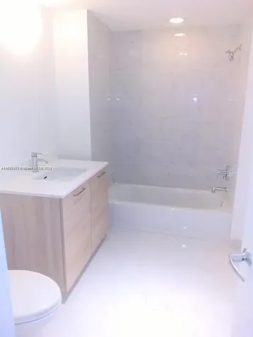 16385 Biscayne Boulevard North Miami Beach FL 33160