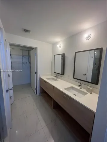 16385 Biscayne Boulevard North Miami Beach FL 33160