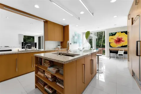 6070 SW 128th Street Pinecrest FL 33156