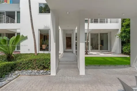 6070 SW 128th Street Pinecrest FL 33156