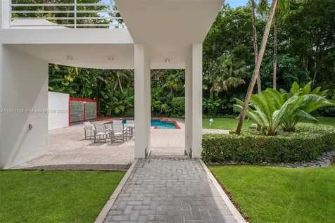 6070 SW 128th Street Pinecrest FL 33156