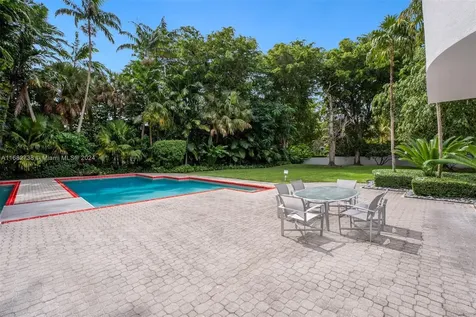 6070 SW 128th Street Pinecrest FL 33156