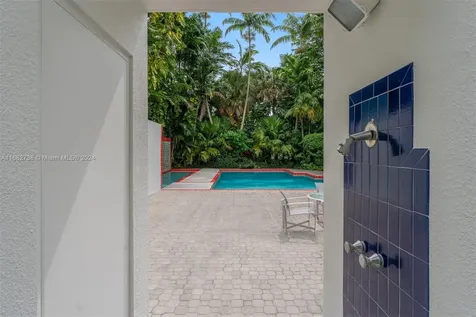 6070 SW 128th Street Pinecrest FL 33156