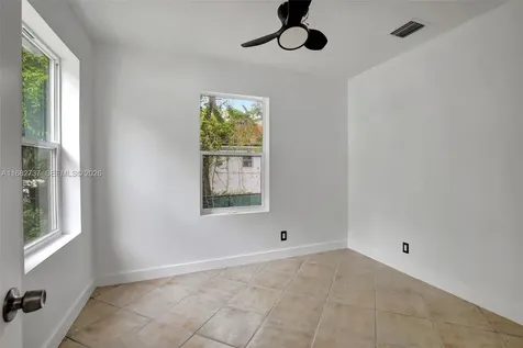 4381 SW 51st Street Davie FL 33314