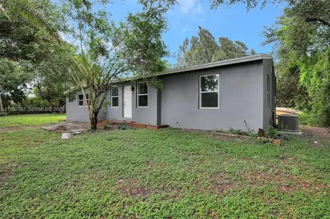 4381 SW 51st Street Davie FL 33314