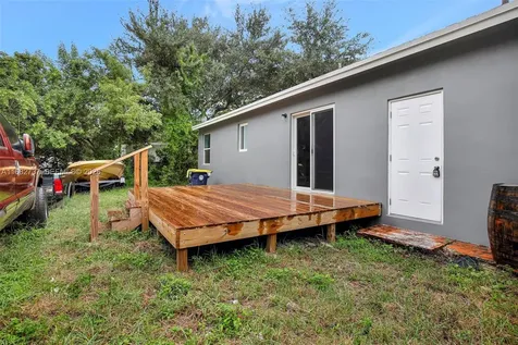 4381 SW 51st Street Davie FL 33314