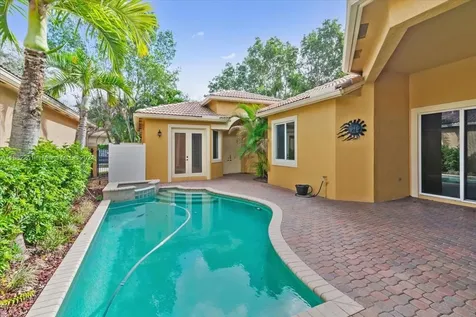 5810 NW 123rd Avenue Coral Springs FL 33076