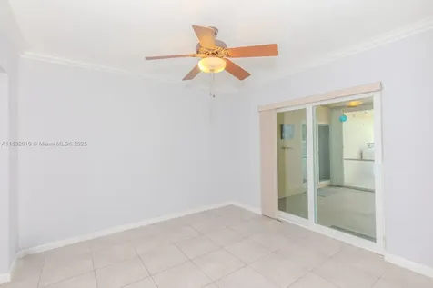 2230 N 54th Avenue Hollywood FL 33021