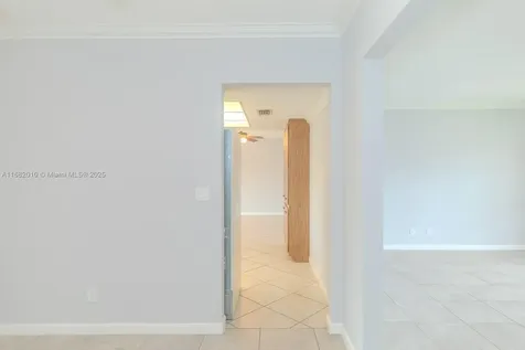 2230 N 54th Avenue Hollywood FL 33021
