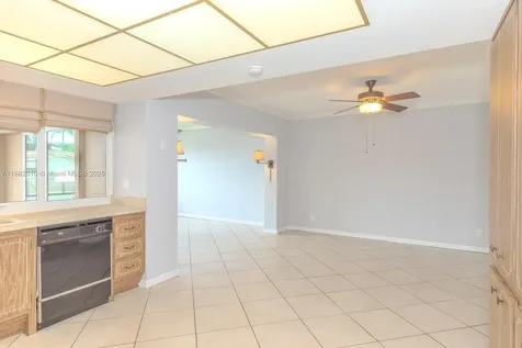 2230 N 54th Avenue Hollywood FL 33021