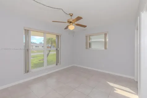 2230 N 54th Avenue Hollywood FL 33021
