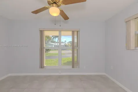 2230 N 54th Avenue Hollywood FL 33021