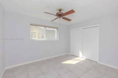 2230 N 54th Avenue Hollywood FL 33021